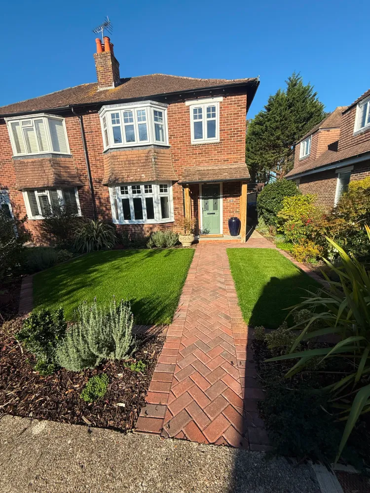 Entrance and gateway project